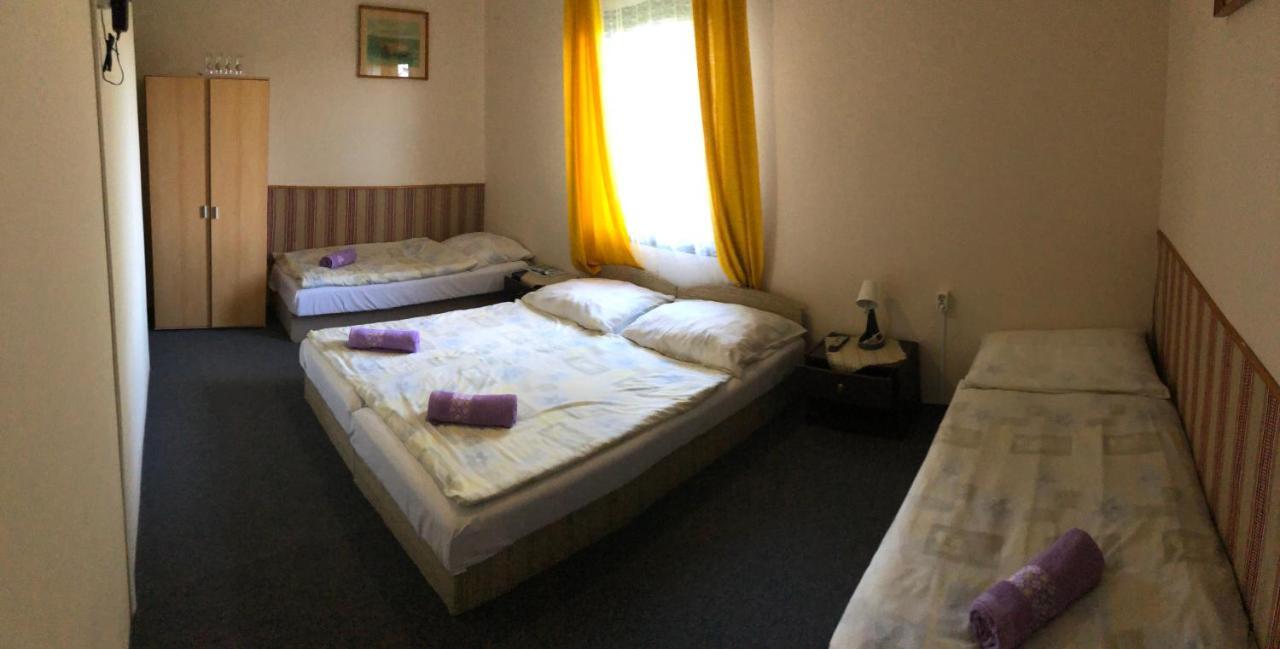 Patkos Motel Tiszafüred Екстериор снимка